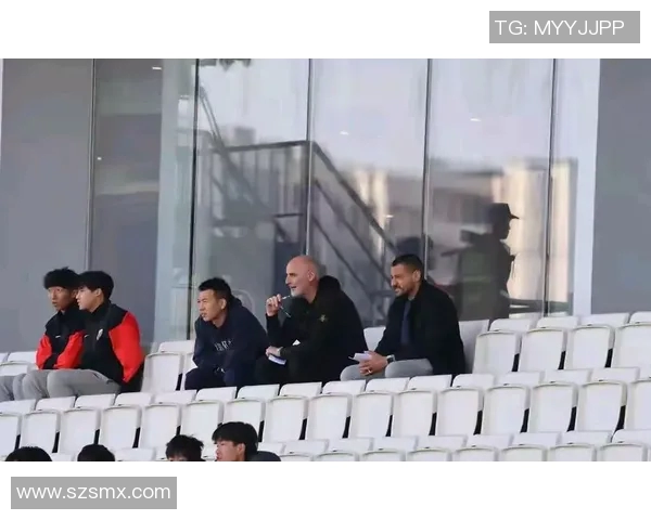 中国足球新星蒯纪闻正式加盟欧塞尔开启留洋新篇章